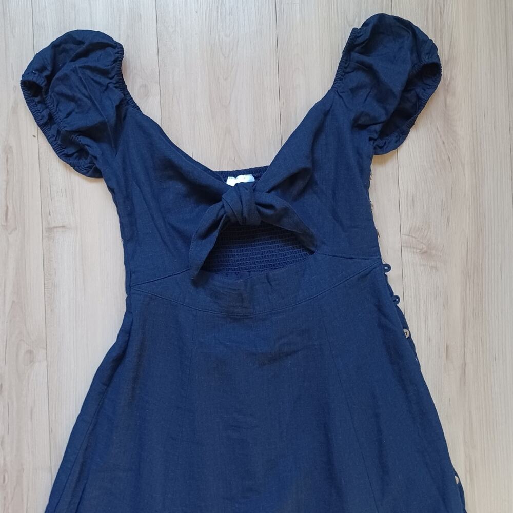 Vici Skylar + Madison Linen Maxi Dress Puff Sleeves Cutout Navy Size M NWT - Picture 7 of 13